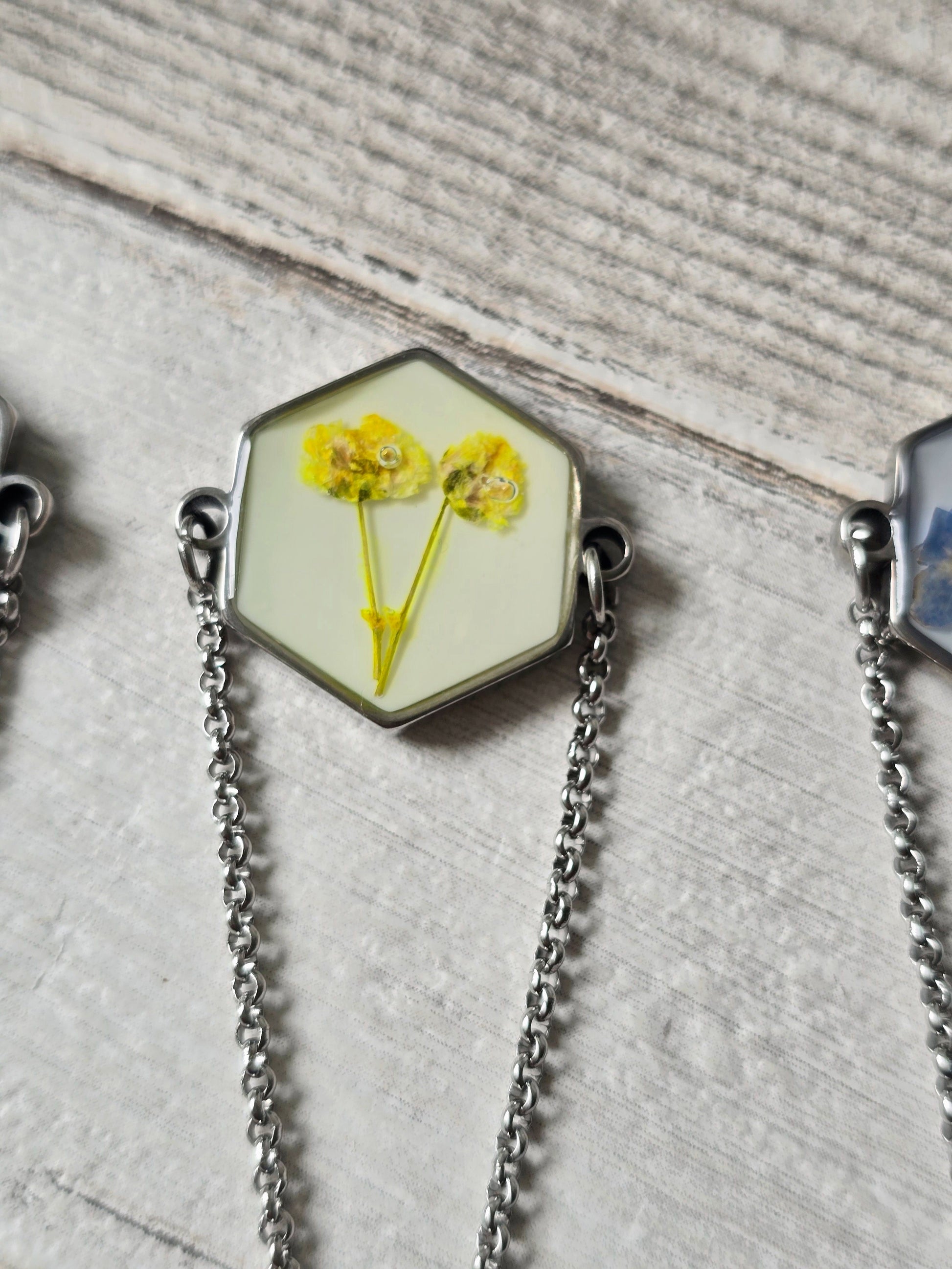 Yellow Flower Bracelet - Botanical Resin Jewellery - Silver - Adjustable - Alfia